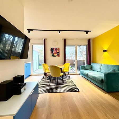 Wohnung Mit Terrasse + Parkplatz Вена Экстерьер фото