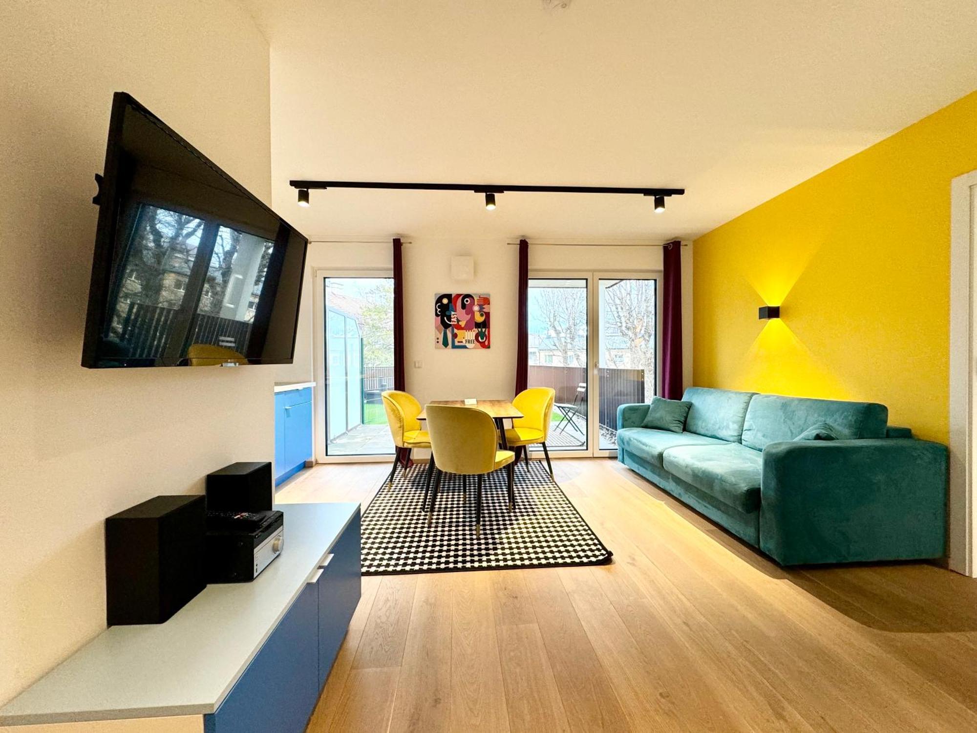 Wohnung Mit Terrasse + Parkplatz Вена Экстерьер фото